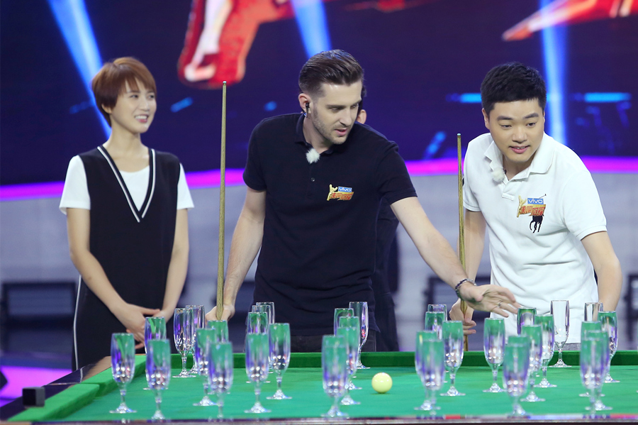 中场休息后 中场休息后