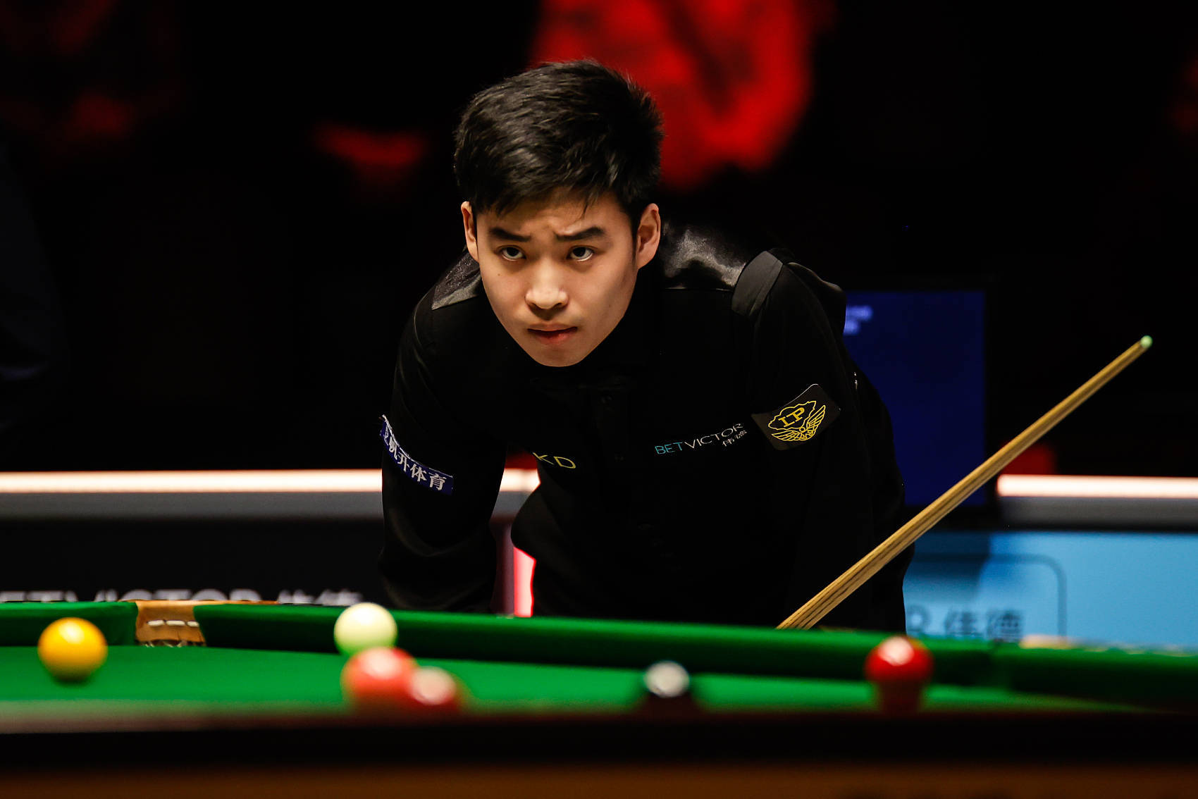 席了五周比 席了五周比