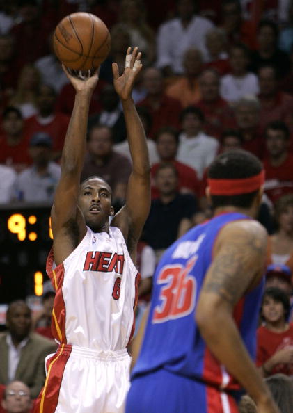 曹赟定宣布挂靴退役 “梦未圆”成职业生涯一大遗憾.