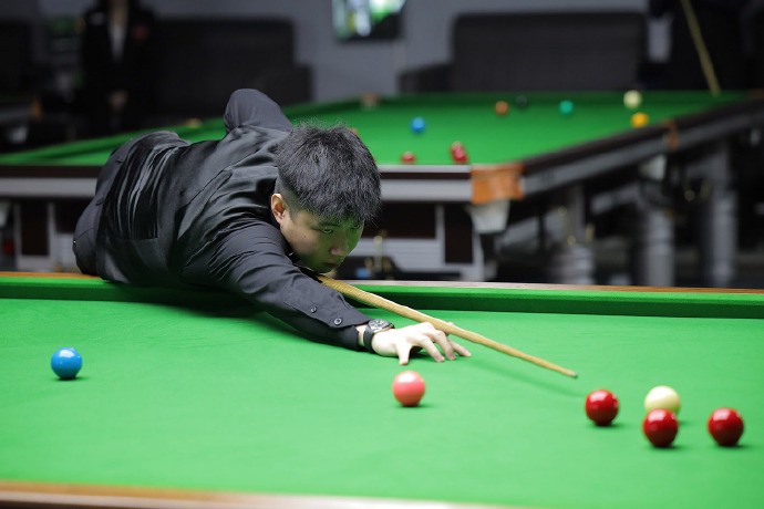 的努力书写 的努力书写