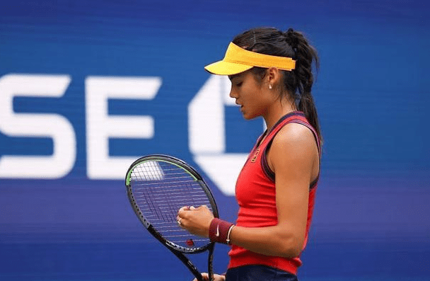 98-104！火箭输掉关键一战，替补奇兵15+11，湖人翻盘成功.